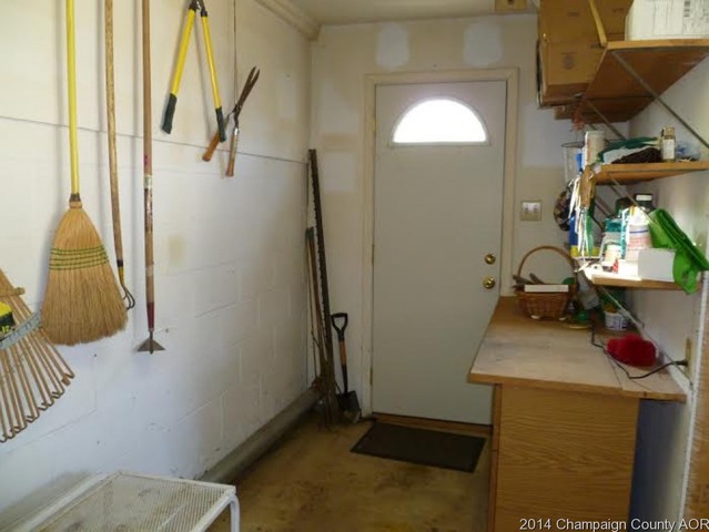 2006 Crescent Dr, Champaign, IL 61821 photo 24