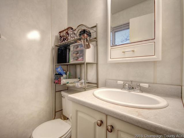 307 Eisenhower Dr, Philo, IL 61864 photo 18