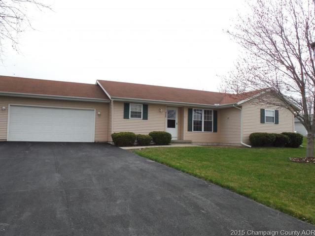 605 Valley View Dr, Philo, IL 61864 photo 2