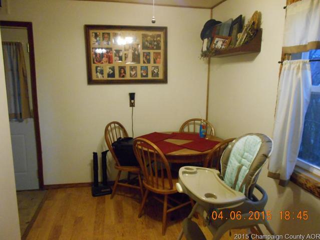 206 N Main St, Fithian, IL 61844 photo 7