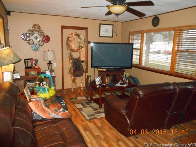 206 N Main St, Fithian, IL 61844 photo 15
