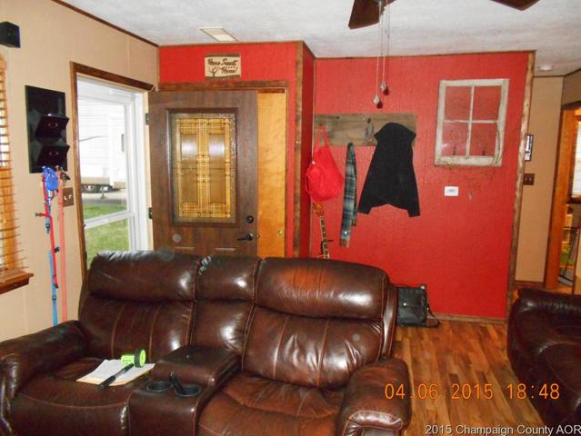 206 N Main St, Fithian, IL 61844 photo 12