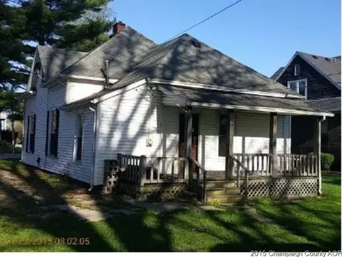 401 S Main St, Georgetown, IL 61846 photo 2