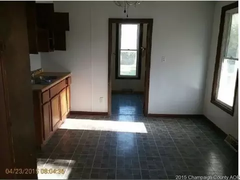 401 S Main St, Georgetown, IL 61846 photo 4