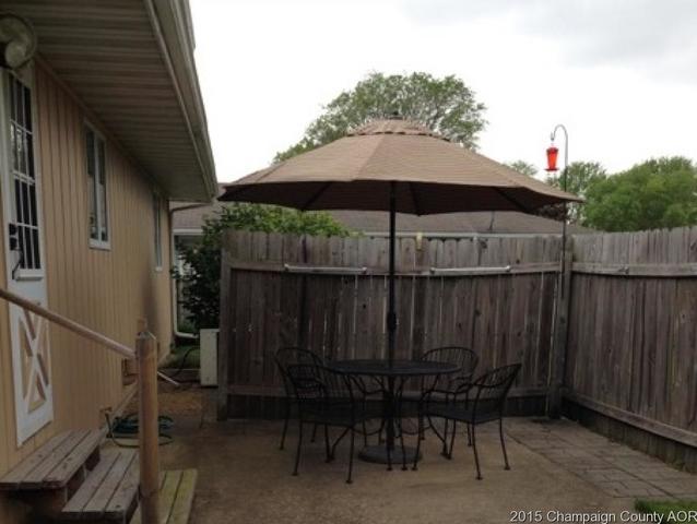 1037 Pinecrest Dr, Rantoul, IL 61866 photo 12