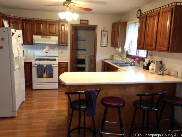 1037 Pinecrest Dr, Rantoul, IL 61866 photo 5