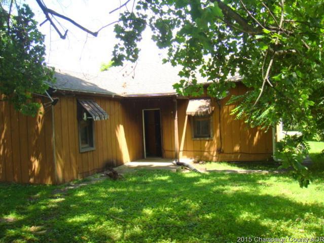 407 N Ward St, Benton, IL 62812 photo 4