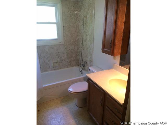 2904 Willowpark Dr, Champaign, IL 61821 photo 11