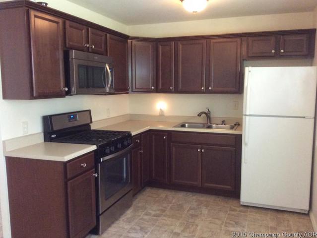 2904 Willowpark Dr, Champaign, IL 61821 photo 4