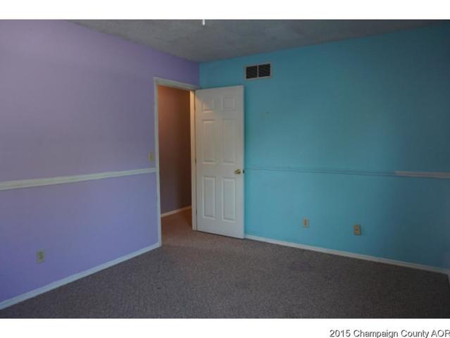 110 E Benham, Tolono, IL 61880 photo 20