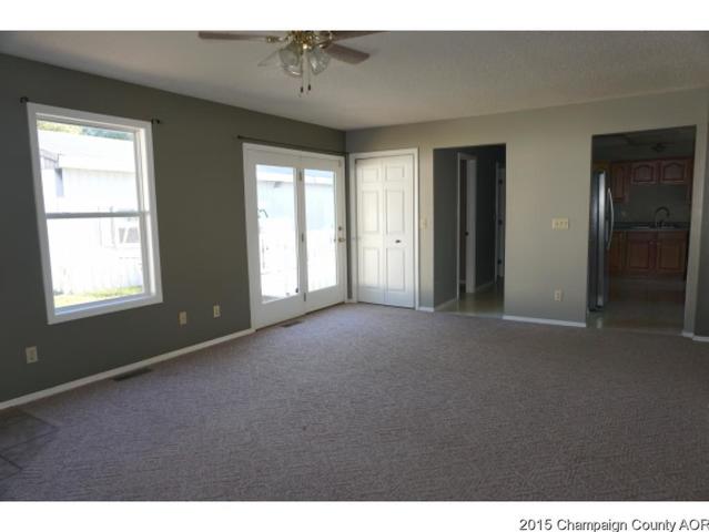 110 E Benham, Tolono, IL 61880 photo 12