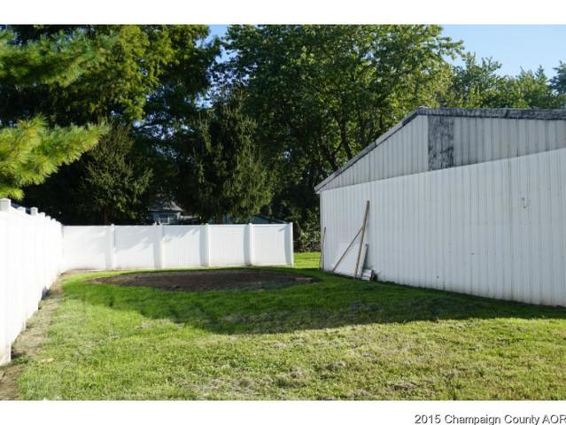 110 E Benham, Tolono, IL 61880 photo 3
