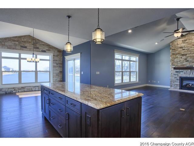 1106 Cascade Dr, Savoy, IL 61874 photo 6