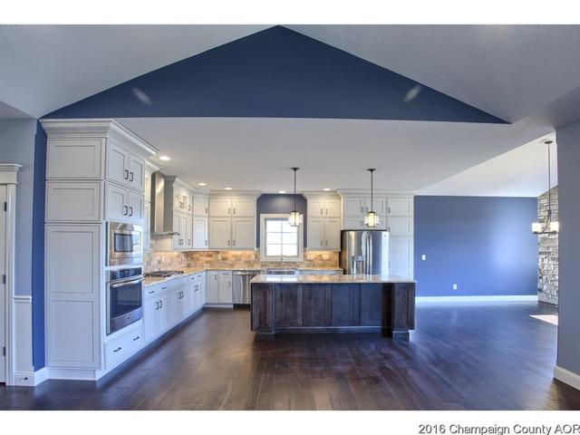 1106 Cascade Dr, Savoy, IL 61874 photo 4