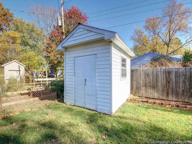 2308 Brett Dr, Champaign, IL 61821 photo 24