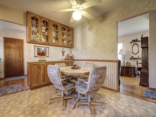 2308 Brett Dr, Champaign, IL 61821 photo 9