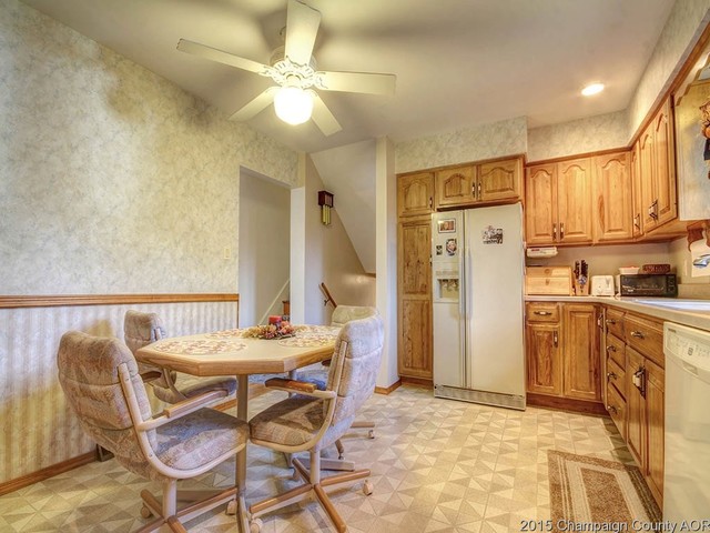 2308 Brett Dr, Champaign, IL 61821 photo 8