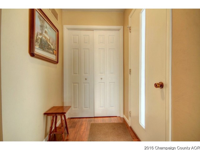 420 John St, Paxton, IL 60957 photo 3