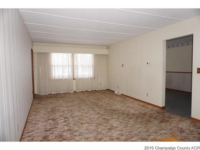 962 E Summer, Paxton, IL 60957 photo 9