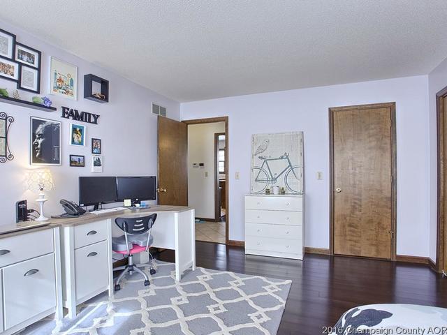 1406 Devonshire Dr, Champaign, IL 61821 photo 12