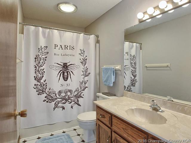 1406 Devonshire Dr, Champaign, IL 61821 photo 21