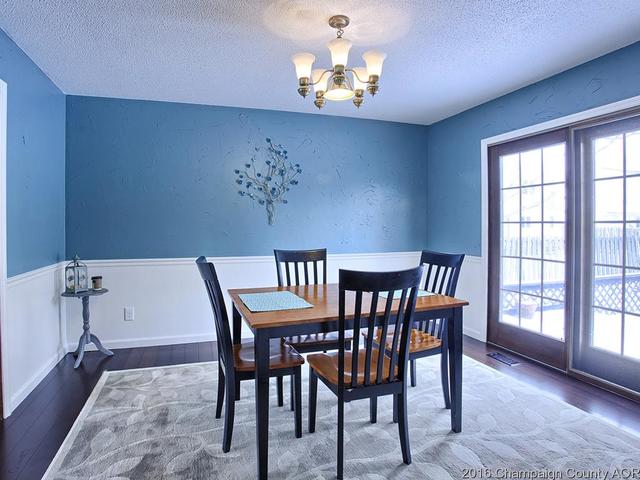 1406 Devonshire Dr, Champaign, IL 61821 photo 4