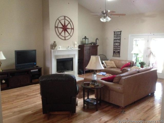 2505 Windward Blvd, Champaign, IL 61821 photo 3