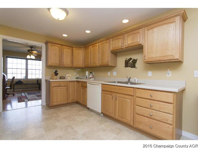 1612 Windward Pt, Champaign, IL 61821 photo 10