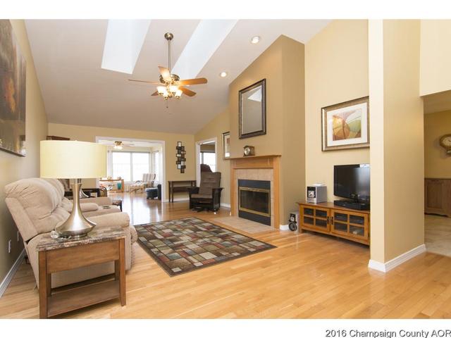 1612 Windward Pt, Champaign, IL 61821 photo 3