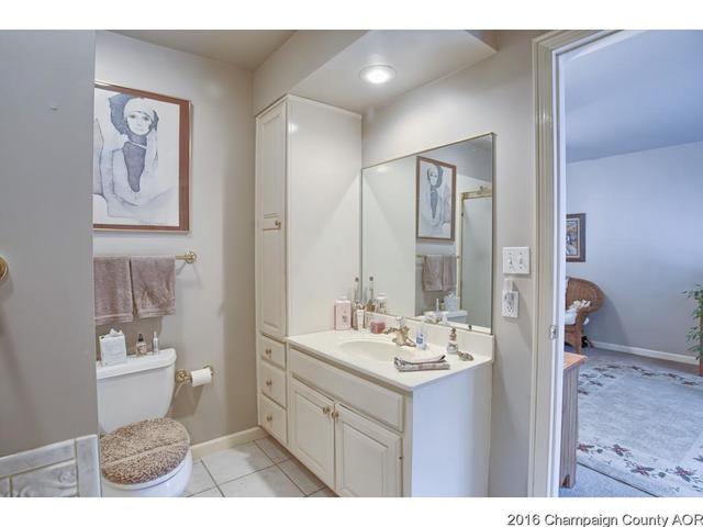 2115 Bristol Rd, Champaign, IL 61821 photo 18