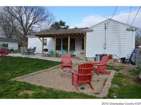 321 S Pne, Arthur, IL 61911 photo 14