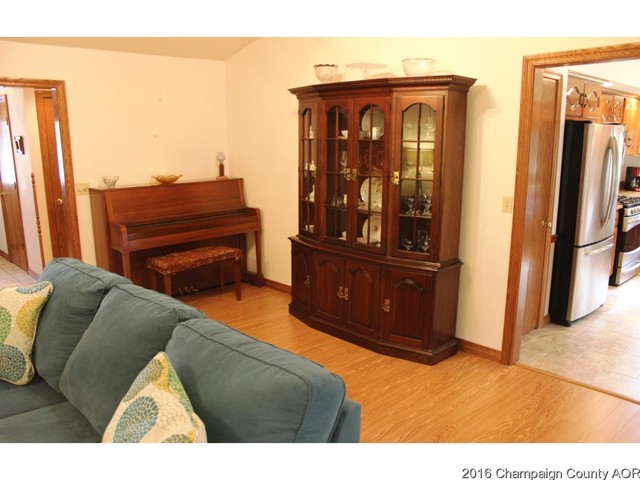 8 Wesley Ct, Sidney, IL 61877 photo 7