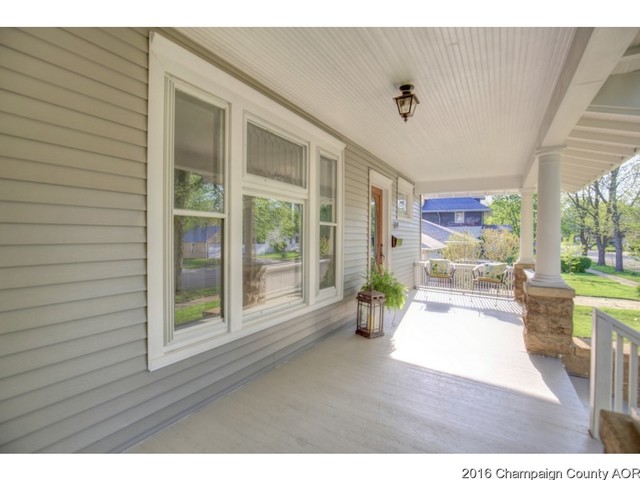 119 E Bond St, Monticello, IL 61856 photo 2