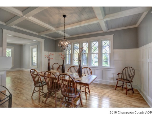119 E Bond St, Monticello, IL 61856 photo 6