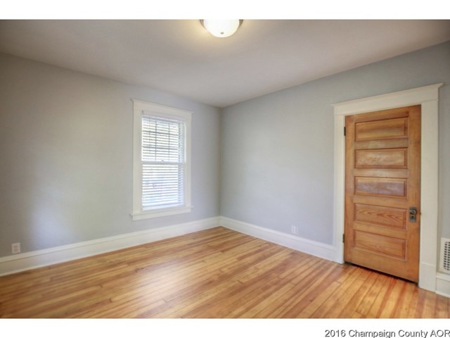 119 E Bond St, Monticello, IL 61856 photo 17