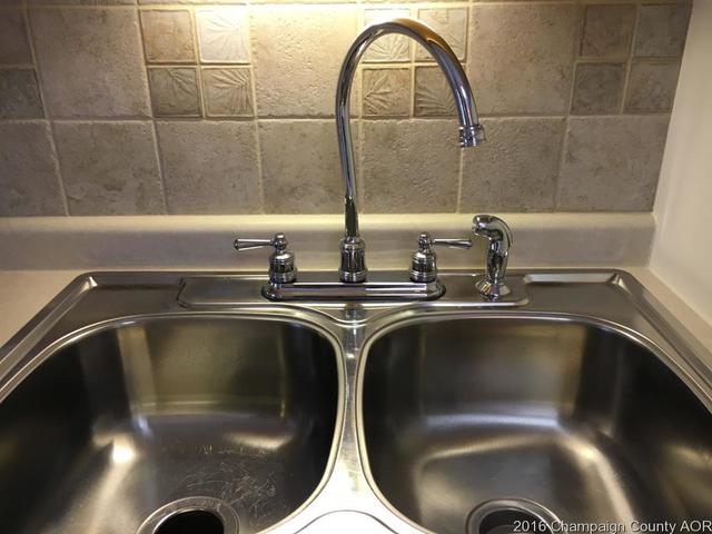 809 S Duncan Rd, Champaign, IL 61821 photo 12