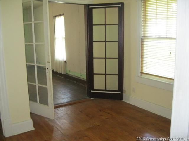 321 E Marion St, Monticello, IL 61856 photo 6