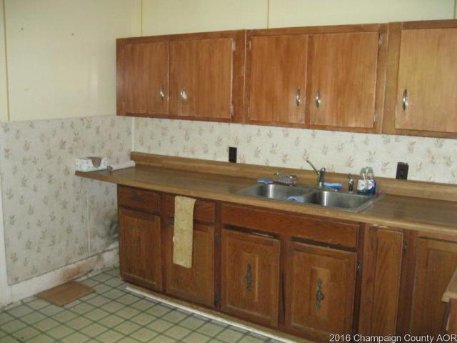 321 E Marion St, Monticello, IL 61856 photo 10