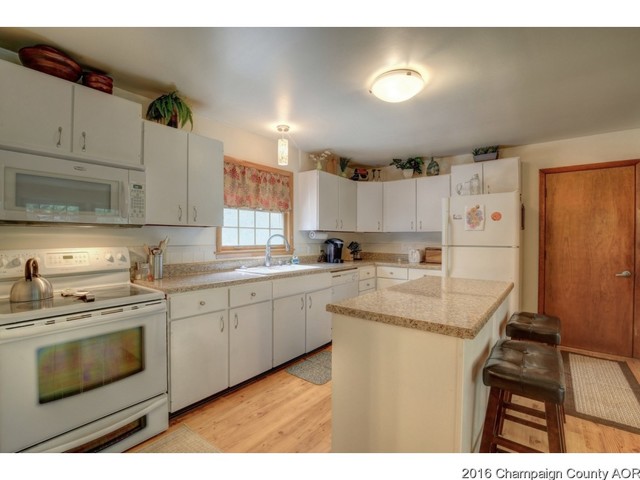 2009 Broadmoor, Champaign, IL 61821 photo 14