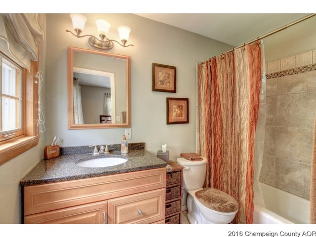 2009 Broadmoor, Champaign, IL 61821 photo 7