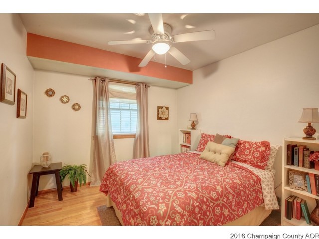 2009 Broadmoor, Champaign, IL 61821 photo 10