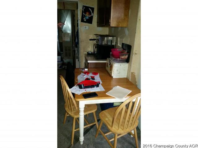 307 E River Rd, Tolono, IL 61880 photo 7