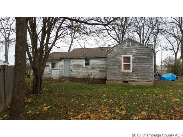 307 E River Rd, Tolono, IL 61880 photo 3