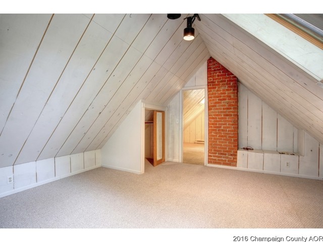 210 E Bond St, Monticello, IL 61856 photo 15