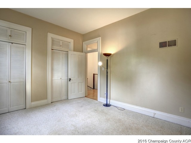 210 E Bond St, Monticello, IL 61856 photo 17