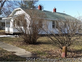 612 E Illinois St, Arthur, IL 61911 photo 1