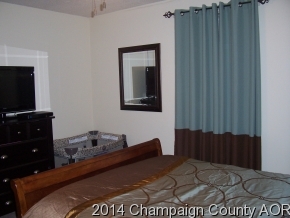 205 E River Rd, Tolono, IL 61880 photo 9