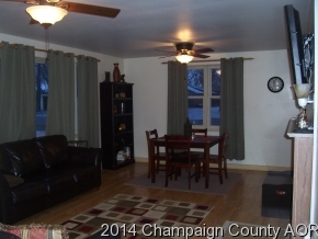 205 E River Rd, Tolono, IL 61880 photo 3