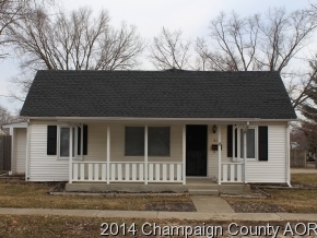 818 E Grant, Monticello, IL 61856 photo 2