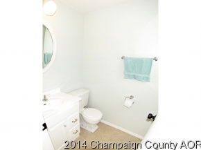5 Dunlap Woods, Sidney, IL 61877 photo 9